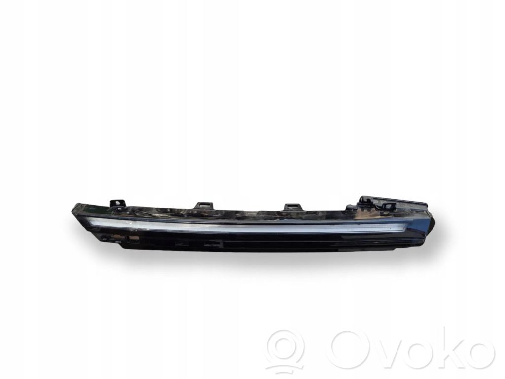Volkswagen Golf VIII Lampa LED do jazdy dziennej 