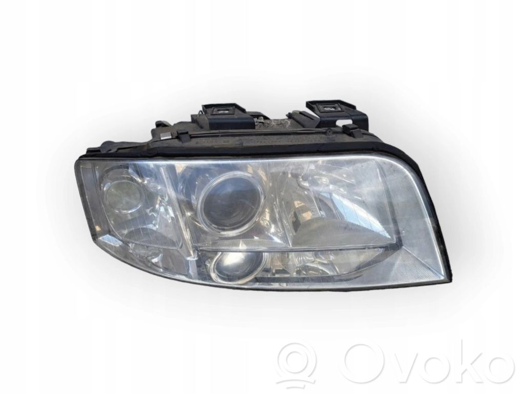 Audi A6 S6 C5 4B Phare frontale 