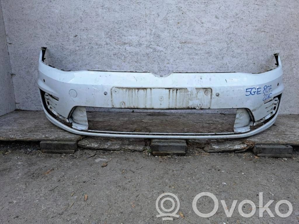 Volkswagen Golf VII Front bumper 