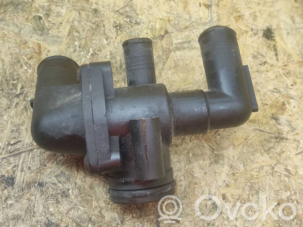 Ford Transit Thermostat/thermostat housing 