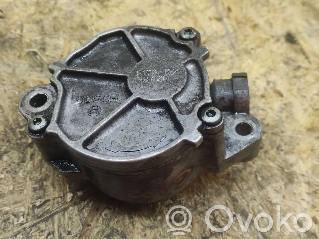Citroen C4 I Vacuum pump 