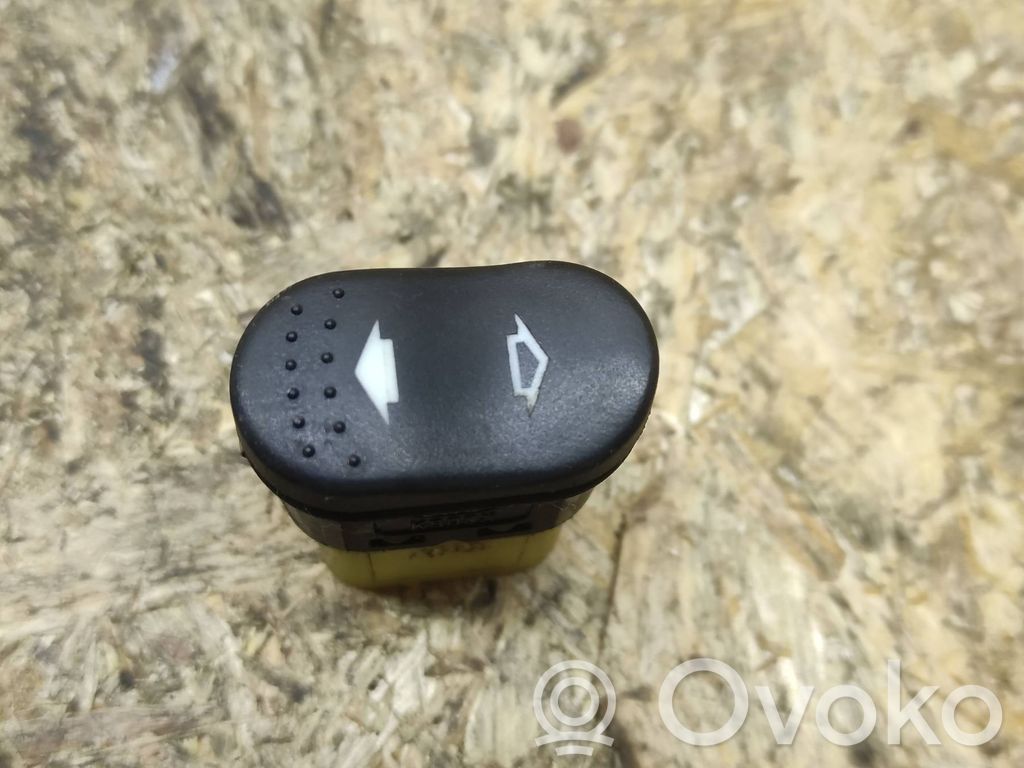Ford Focus Electric window control switch 