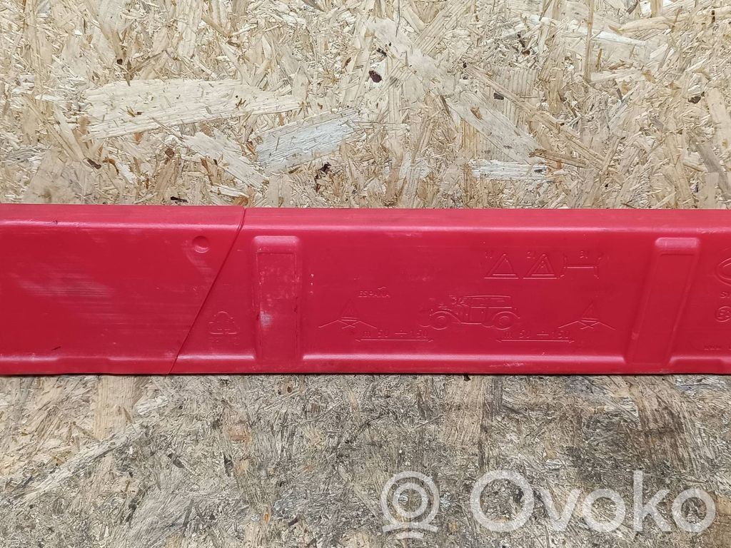 Volvo V50 Varoituskolmio 