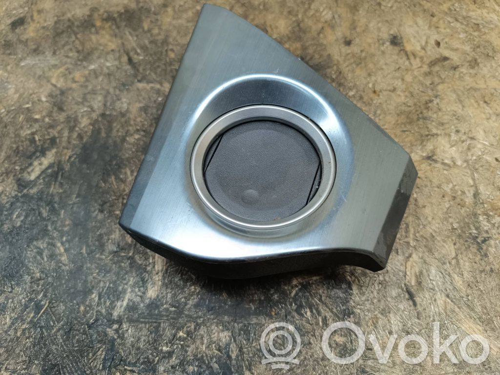 Toyota Auris E180 Dashboard side air vent grill/cover trim 