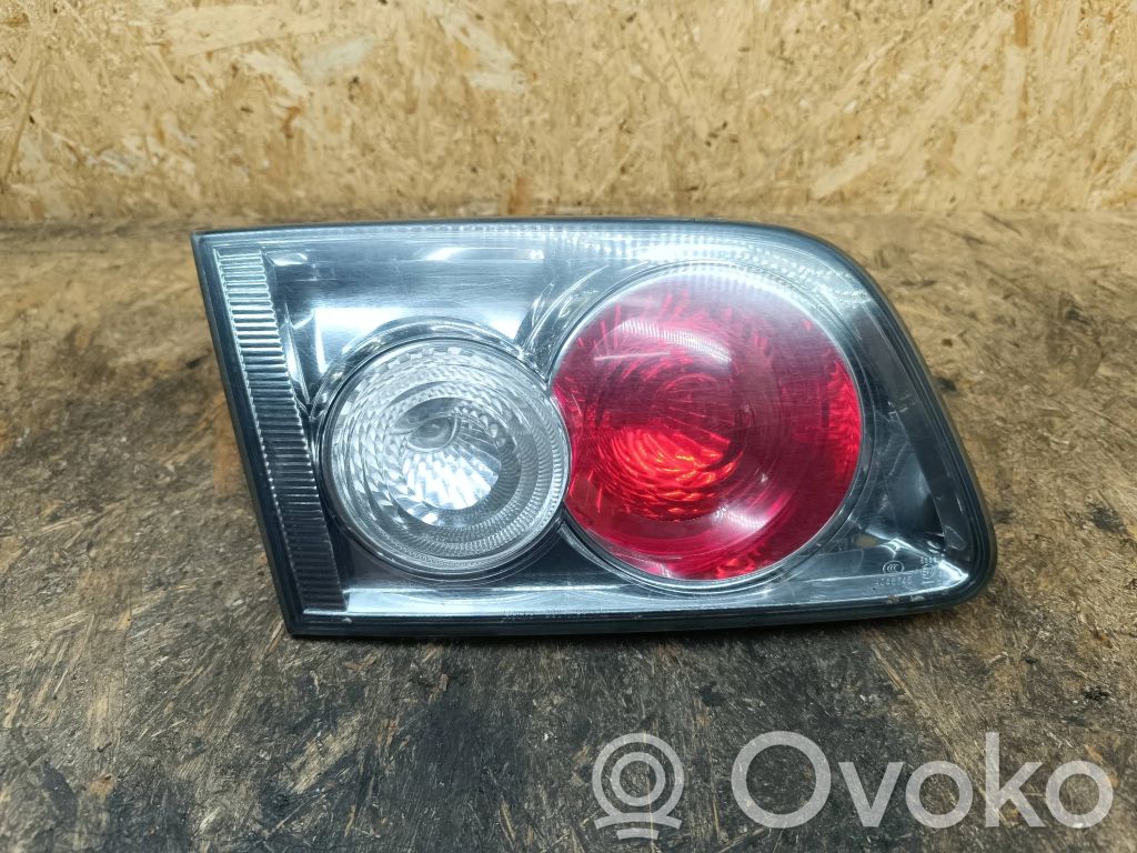 Mazda 6 Aizmugurējais lukturis pārsegā 
