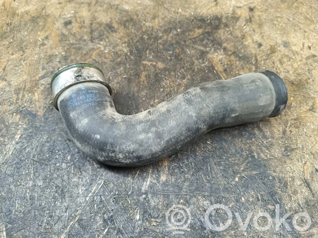 Volkswagen PASSAT B6 Intercooler hose/pipe 