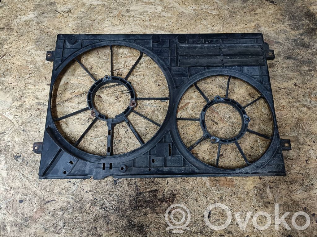 Volkswagen PASSAT B6 Elektrisks radiatoru ventilators 