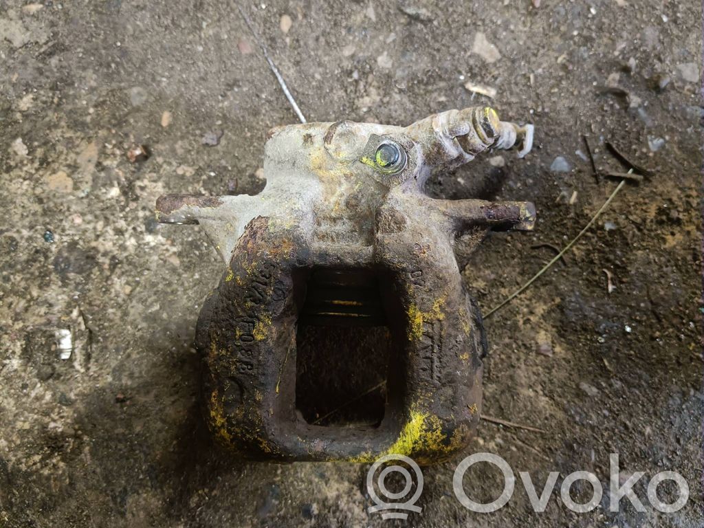 Peugeot 407 Front brake caliper 