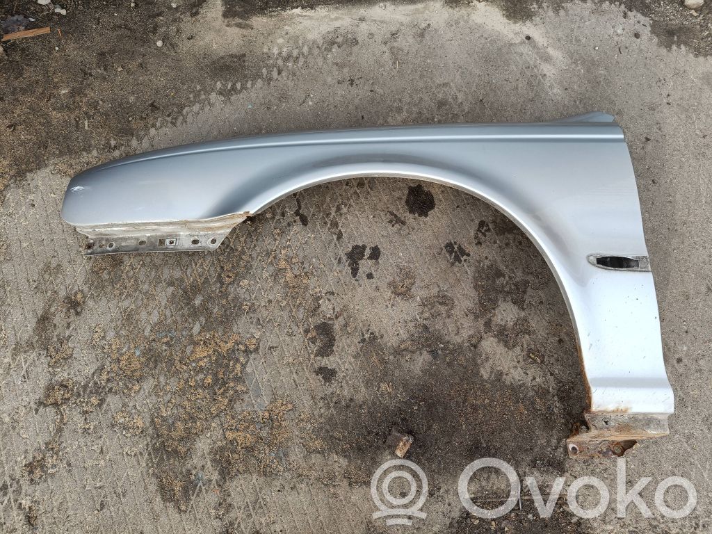Jaguar X-Type Sparnas 
