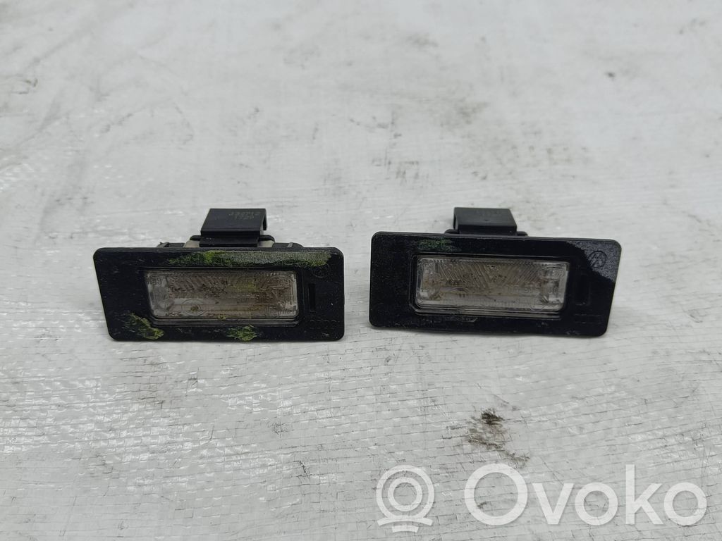 Skoda Yeti (5L) Lampa oświetlenia tylnej tablicy rejestracyjnej 