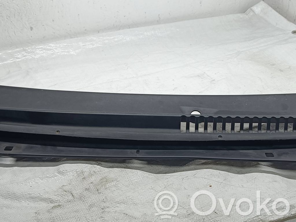 Podszybie przednie   1X43F02217A,4X43F02217BA