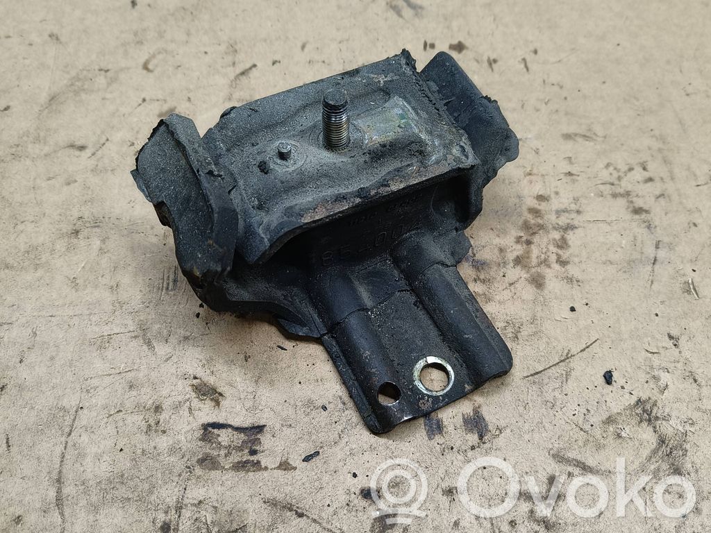 Nissan Terrano Engine mount bracket 