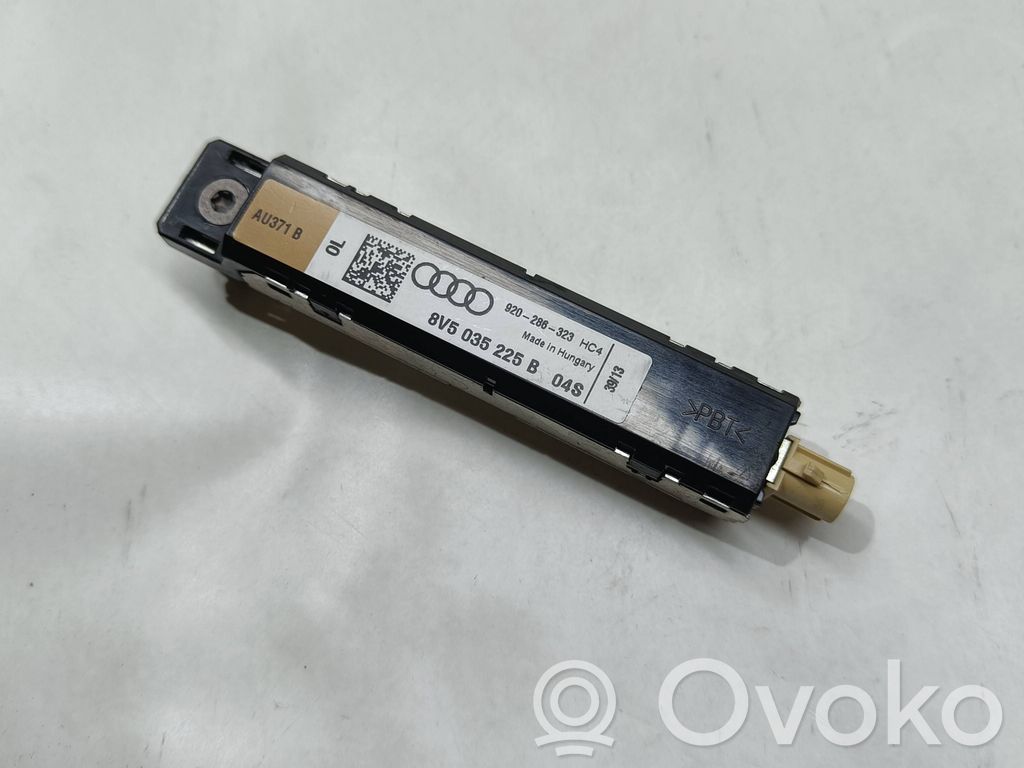Audi A3 S3 8V Antenos stiprintuvas 