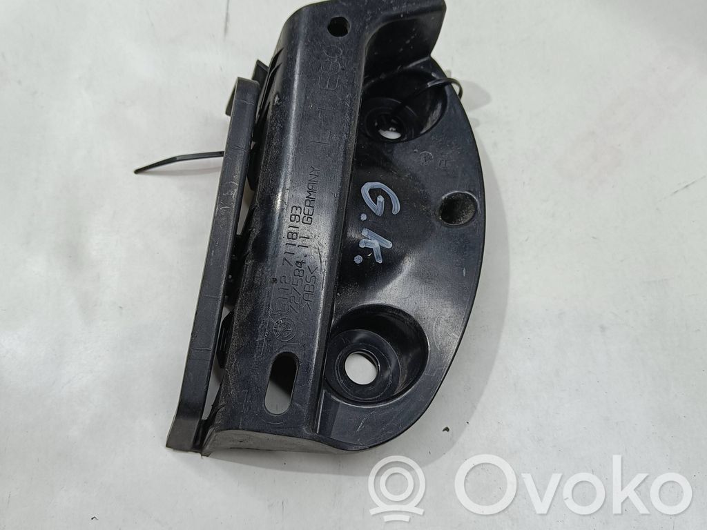Rear bumper mounting bracket   7118193,72758411