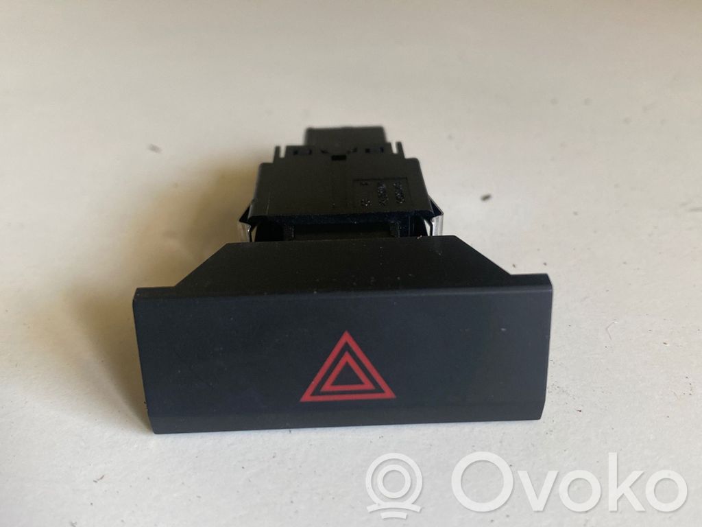 Seat Leon (5F) Hazard light switch 