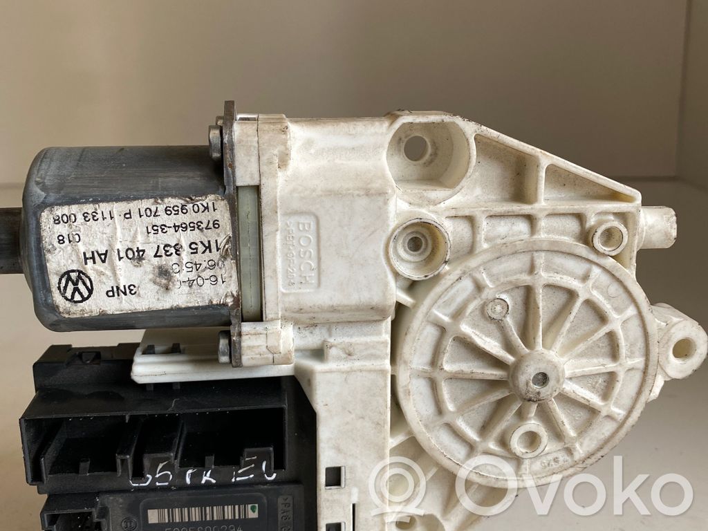 Volkswagen Golf V Silnik regulatora szyby drzwi przednich 