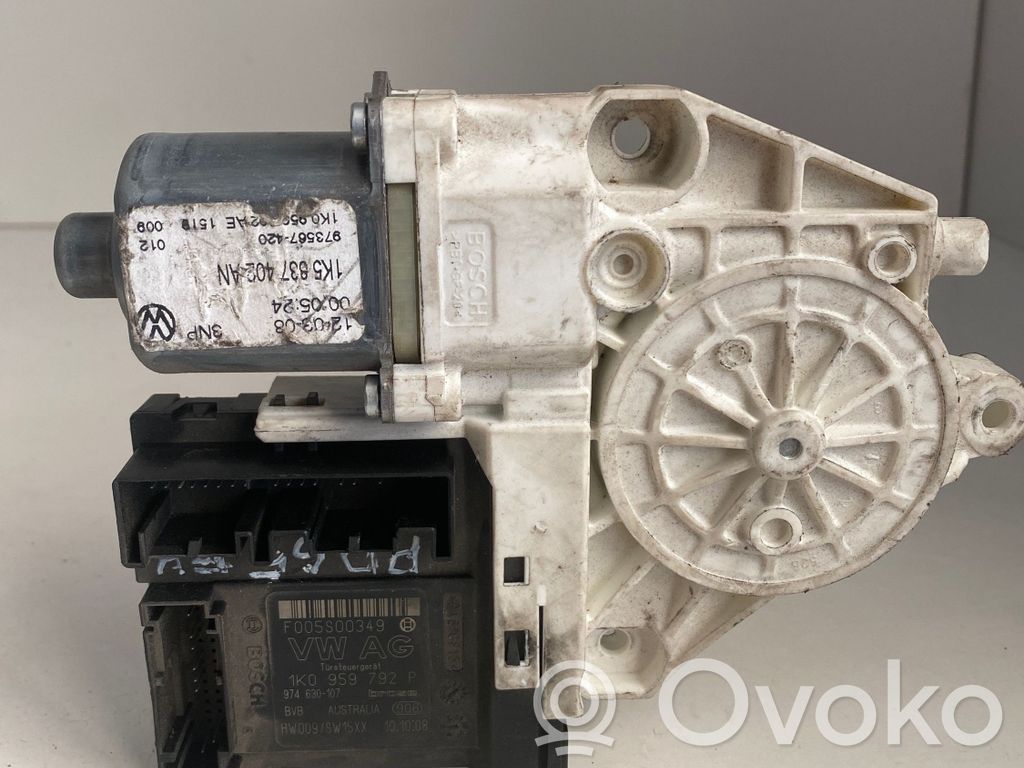 Volkswagen Golf V Silnik regulatora szyby drzwi przednich 