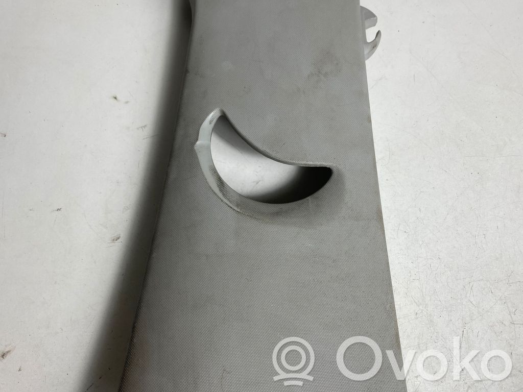 Seat Leon (5F) (B) pillar trim (top) 