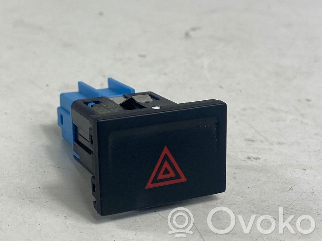 Volkswagen Caddy Hazard light switch 
