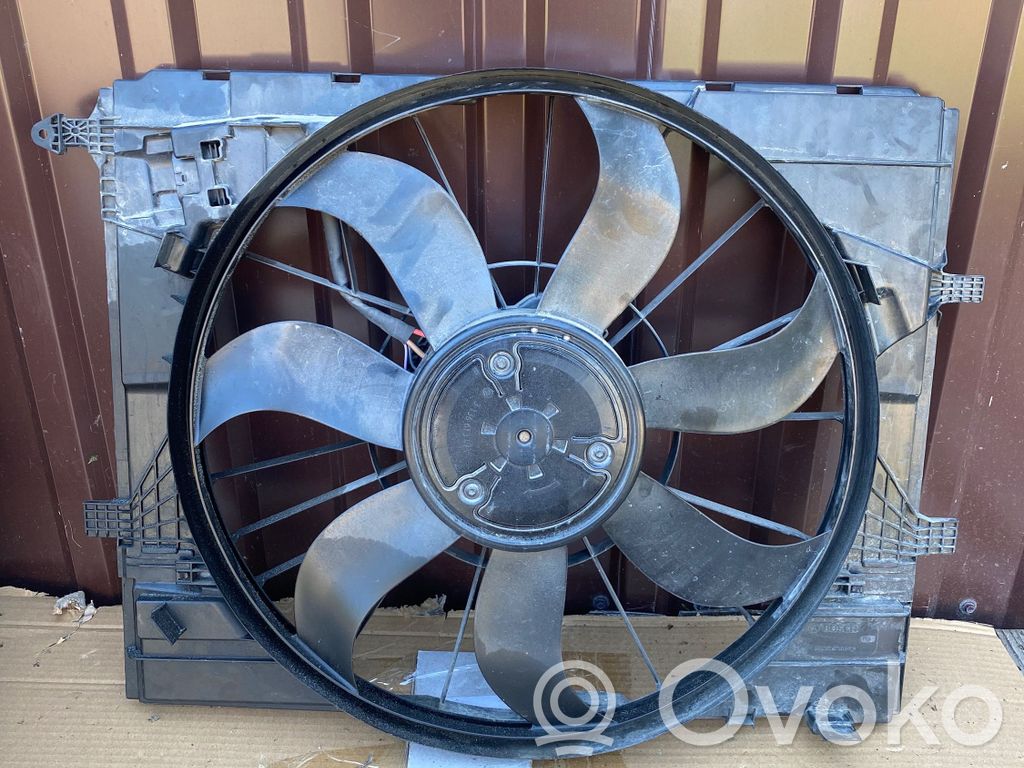 Elektryczny wentylator chłodnicy   A0999065601,0130707448,137232032