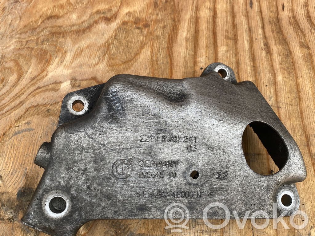 BMW 5 F10 F11 Engine mounting bracket 