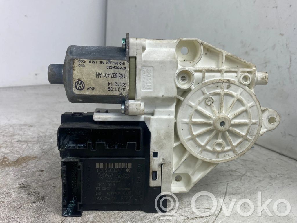 Volkswagen Jetta V Silnik regulatora szyby drzwi przednich 