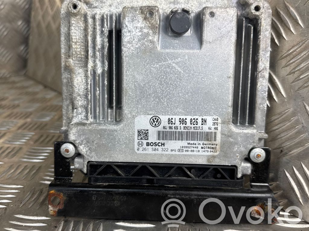 Volkswagen PASSAT CC Engine control unit/module 