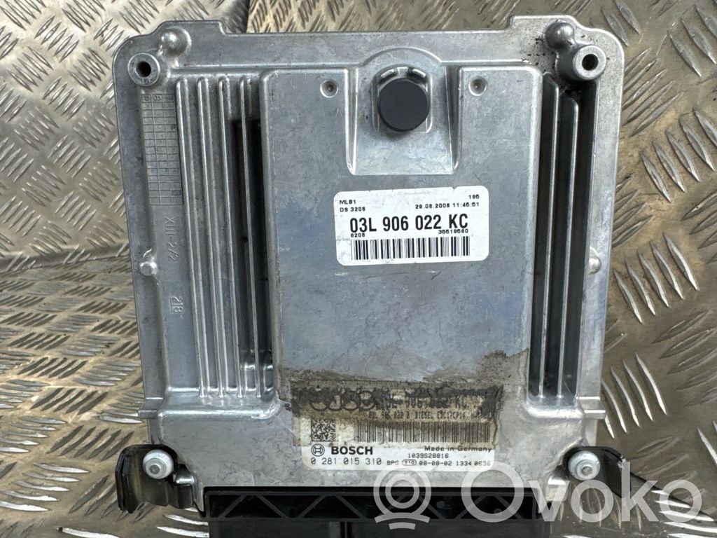Audi A4 S4 B8 8K Engine control unit/module 
