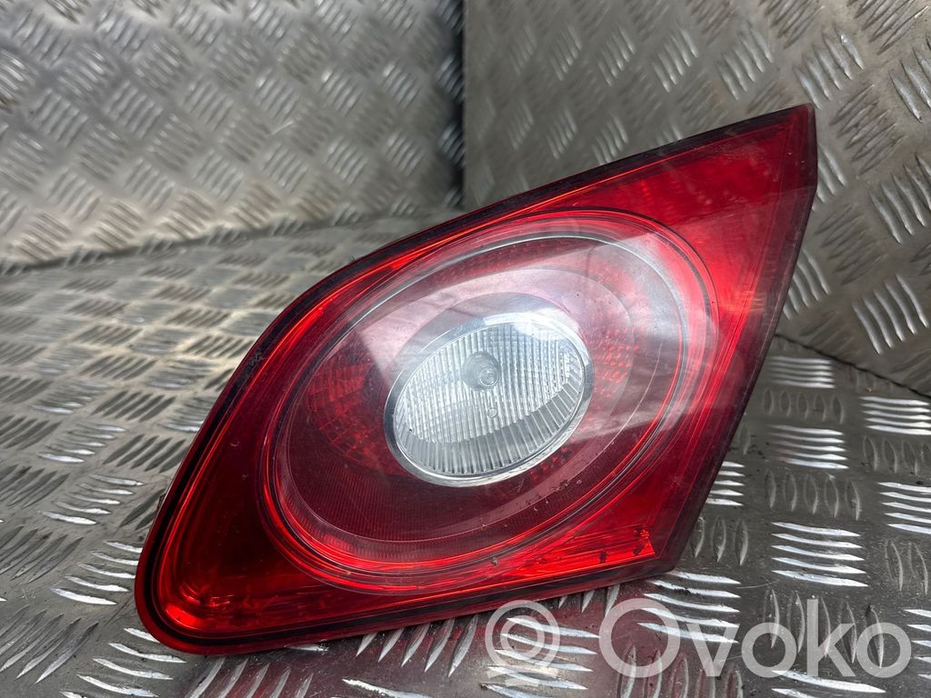 Volkswagen PASSAT CC Lampy tylnej klapy bagażnika 