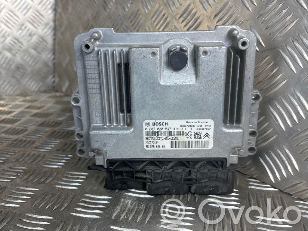 Peugeot 208 I Engine control unit/module 