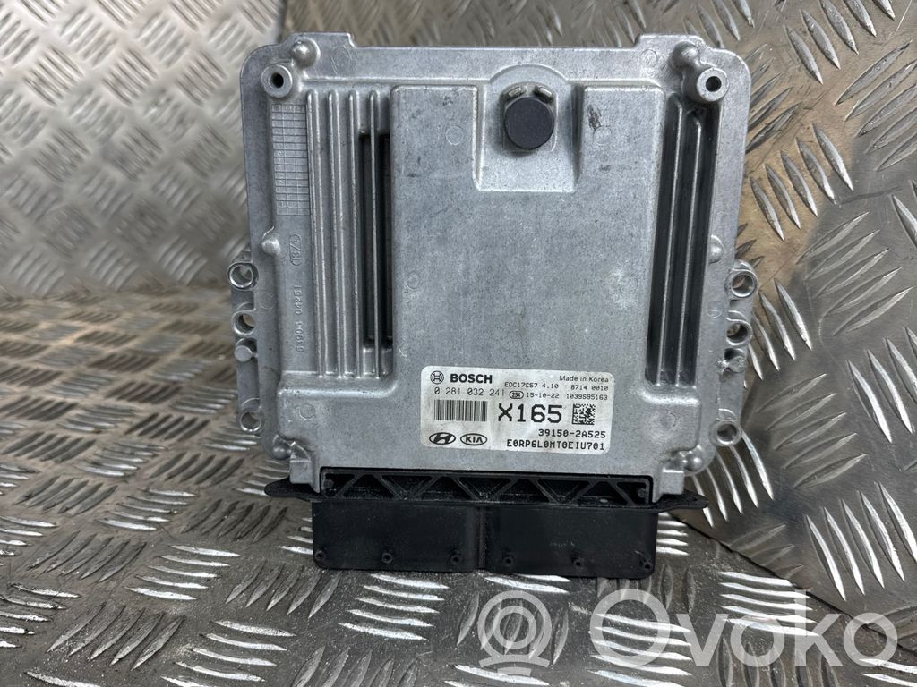 KIA Carens III Engine control unit/module 
