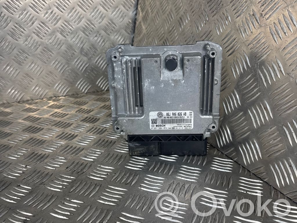 Volkswagen Tiguan Engine control unit/module 