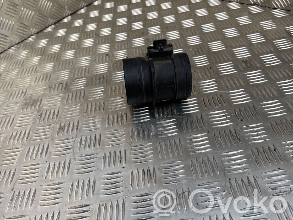 Volkswagen PASSAT B7 Mass air flow meter 