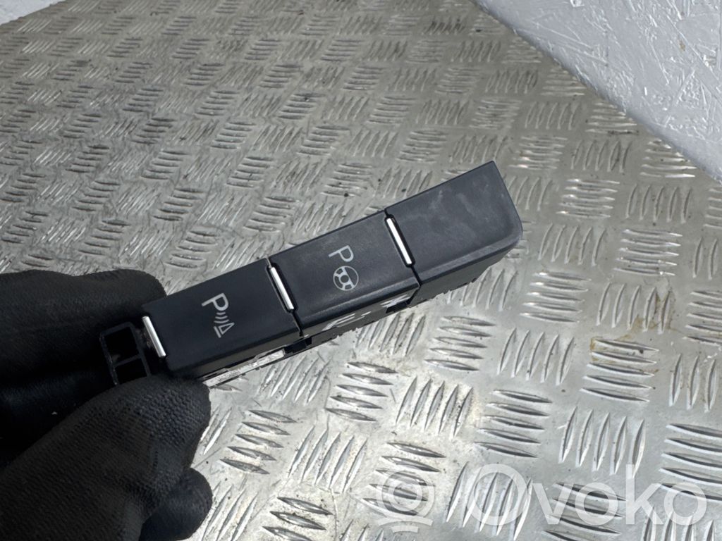 Volkswagen Golf VII Parking (PDC) sensor switch 