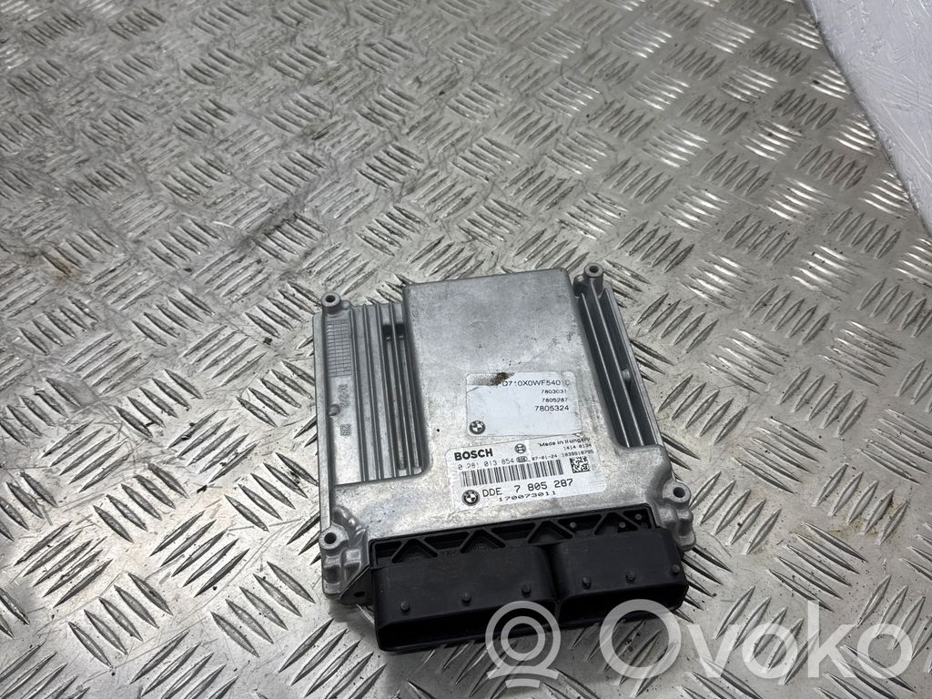 BMW X3 E83 Engine control unit/module 
