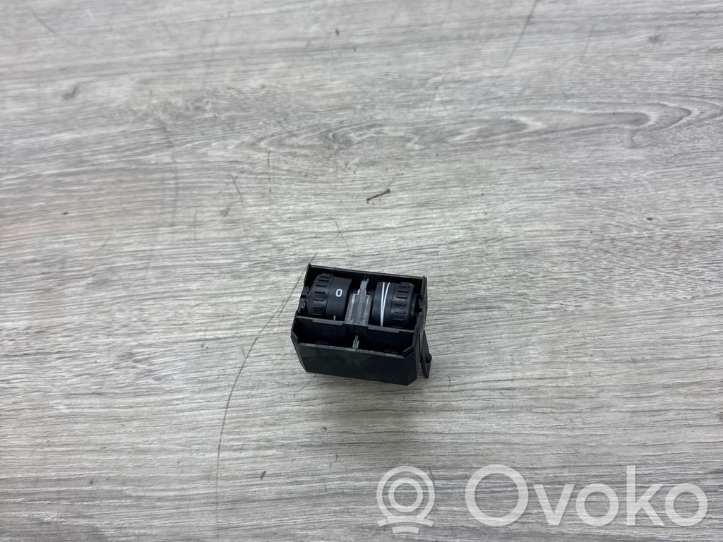 Volkswagen Caddy Headlight level height control switch 
