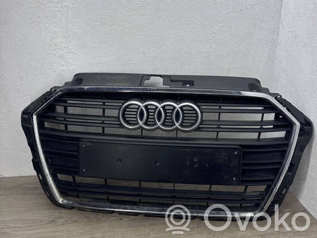 Audi A3 S3 8V Rejilla superior del radiador del parachoques delantero 