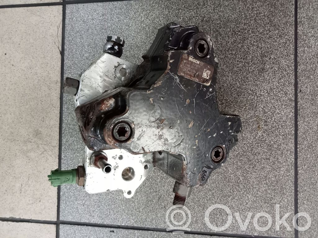 Volvo XC90 Fuel injection high pressure pump 