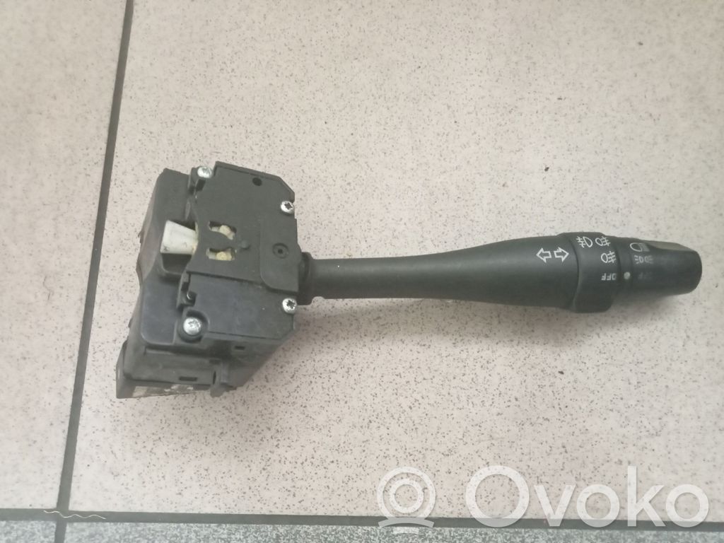 Nissan Primera Palanca de intermitentes 
