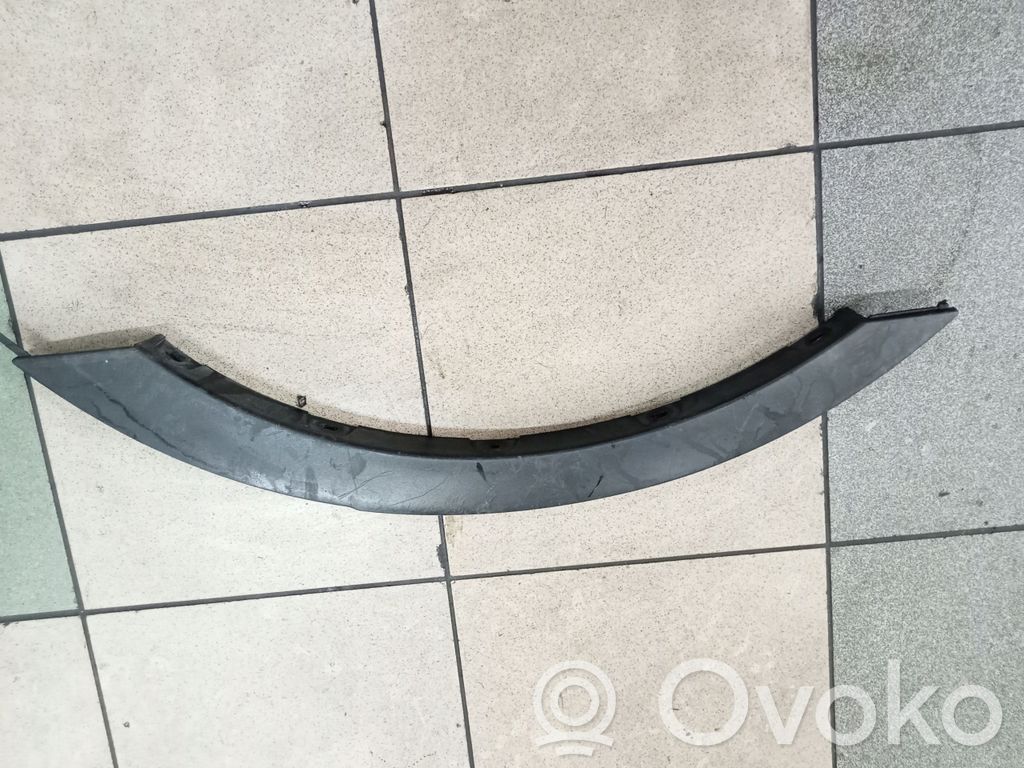 BMW X3 E83 Galinės arkos apdaila 