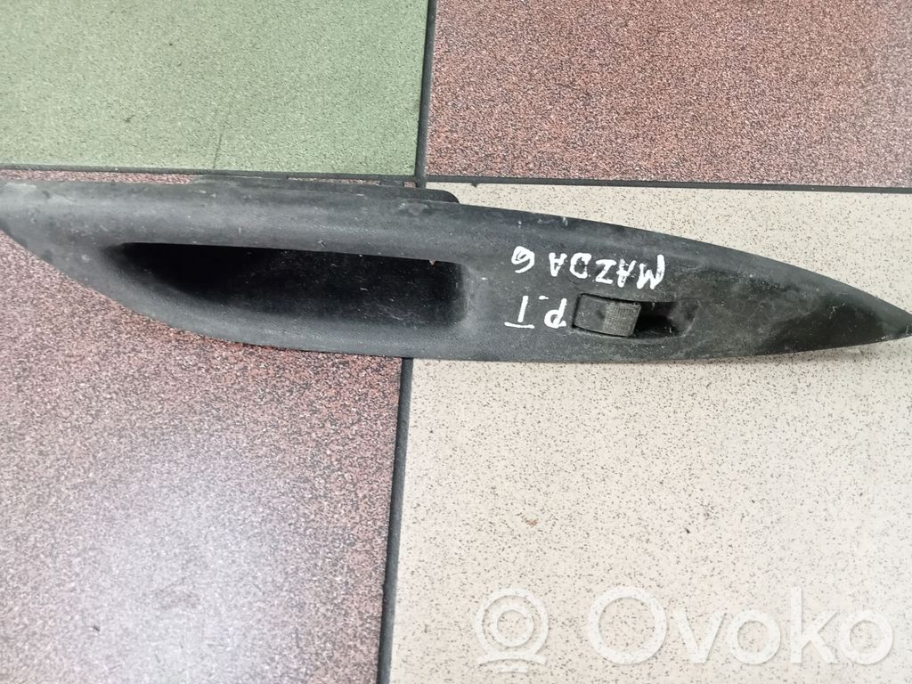 Mazda 6 Tailgate/trunk/boot open switch 