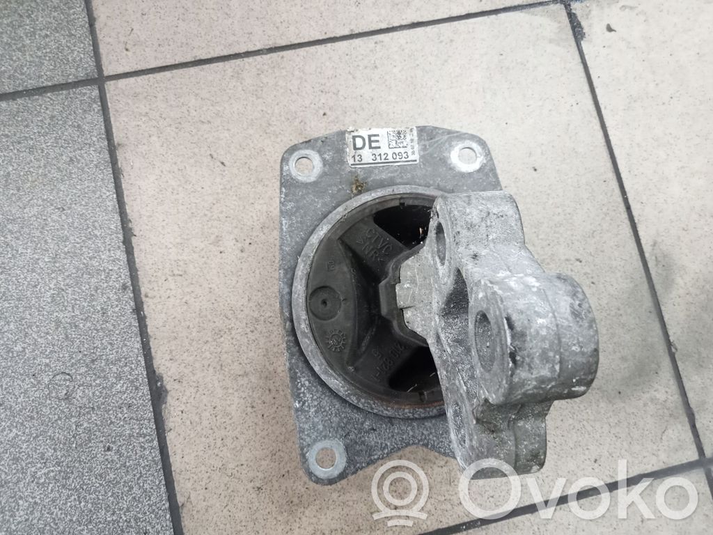 Opel Insignia B Gearbox mounting bracket 