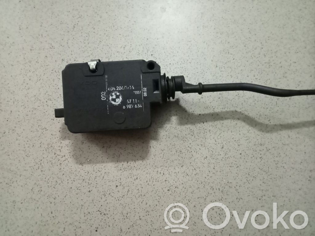BMW X3 E83 Fuel tank cap lock 