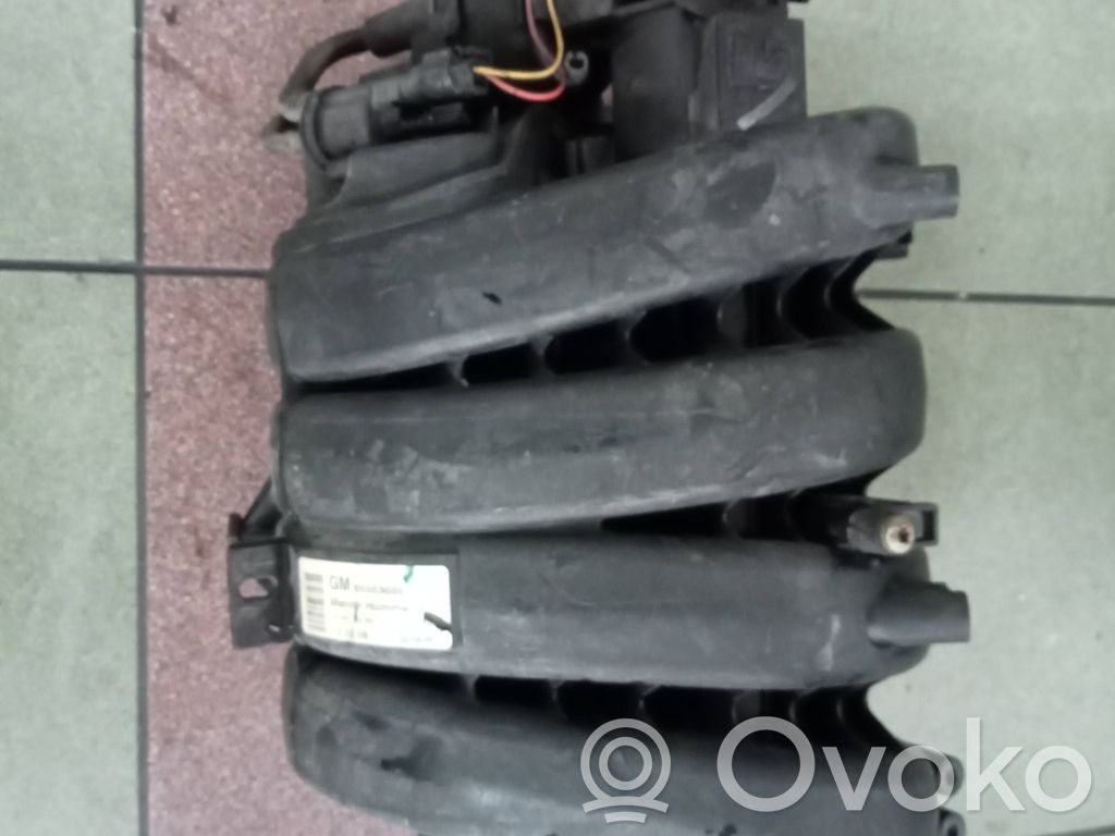 Opel Vectra C Colector de admisión 