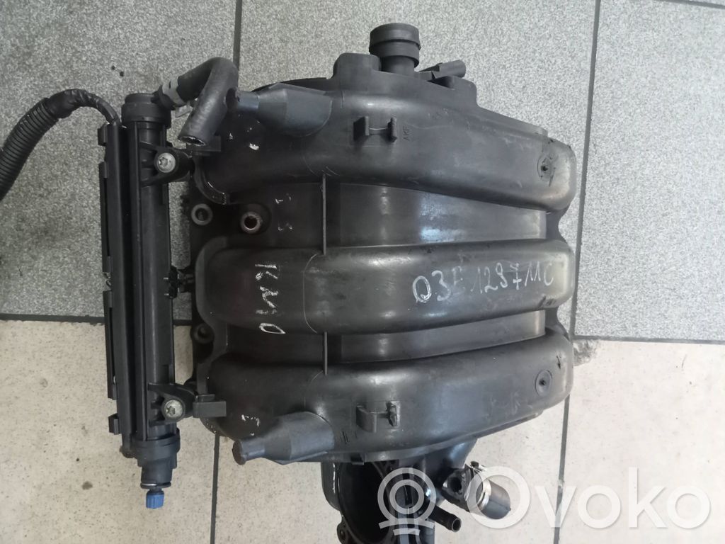 Volkswagen Polo Colector de admisión 