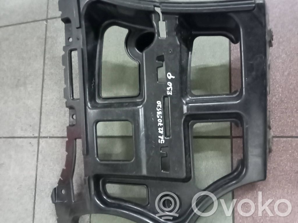 Rear bumper mounting bracket   7058520,72758411