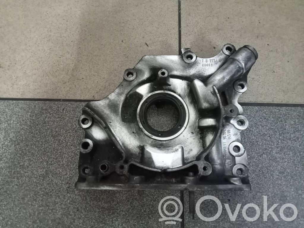 Peugeot 3008 I Oil pump 