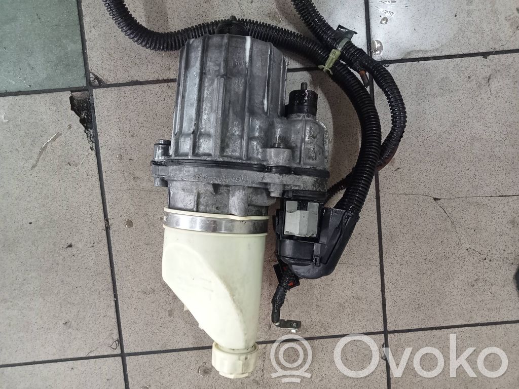 Opel Astra H Power steering pump 