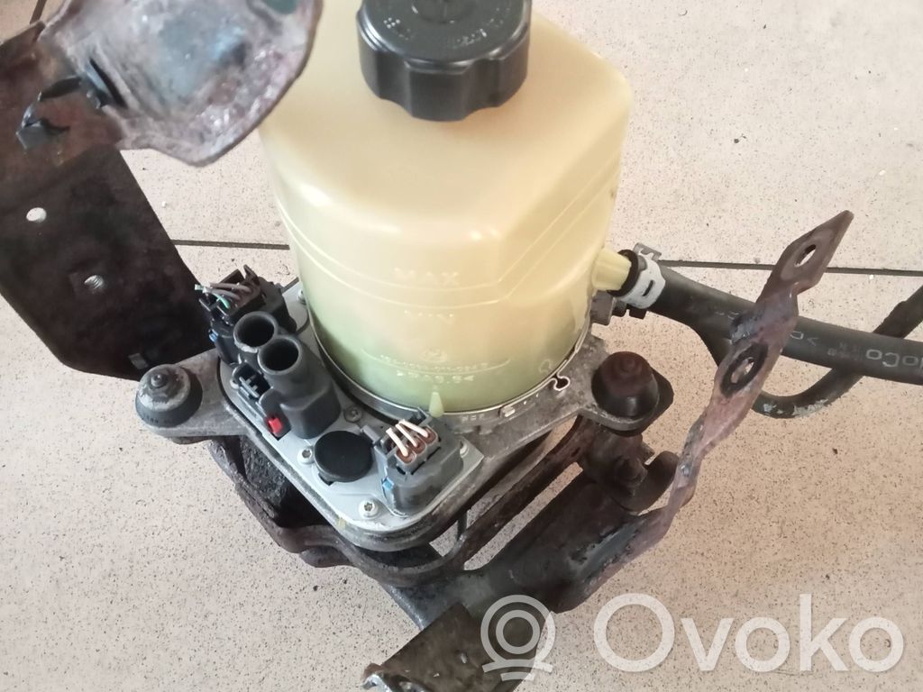 Ohjaustehostimen pumppu   3M513K514,C6S4B