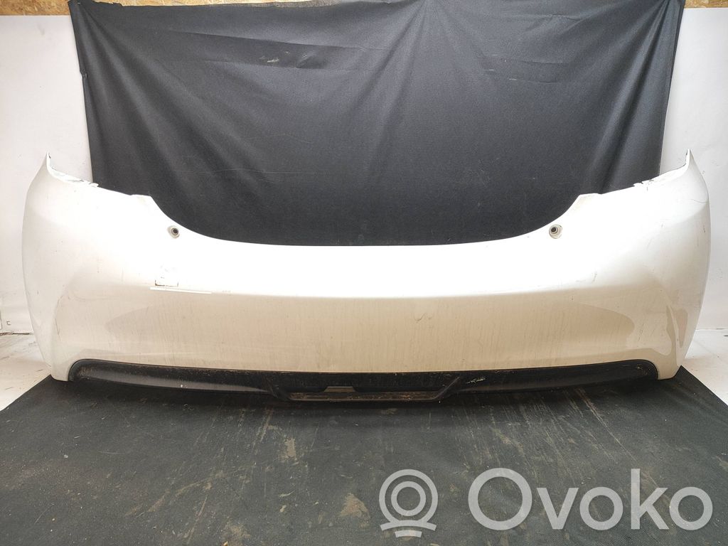 Toyota Yaris Бампер 